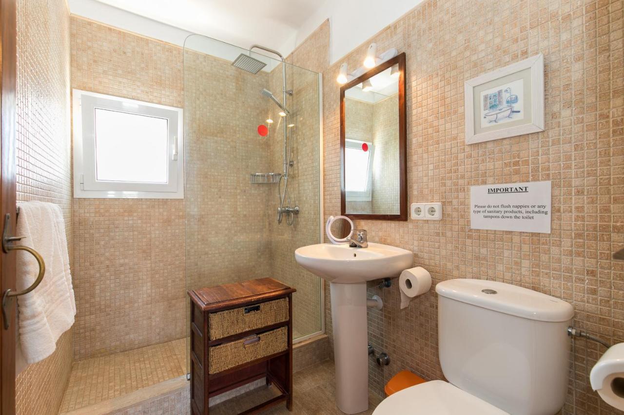 Pura Vida Villa Binibeca Bagian luar foto