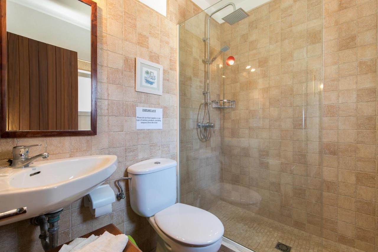 Pura Vida Villa Binibeca Bagian luar foto